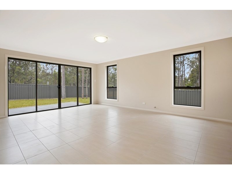1 Worcester Drive, East Maitland NSW 2323