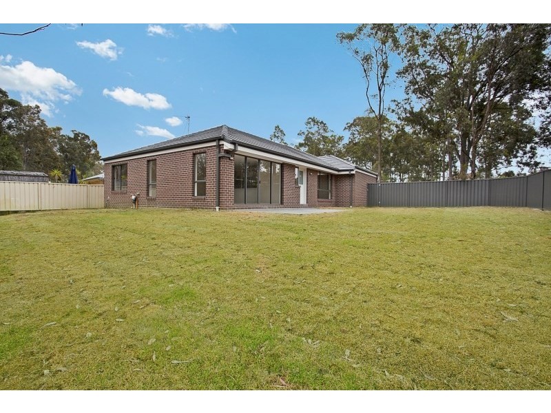 1 Worcester Drive, East Maitland NSW 2323