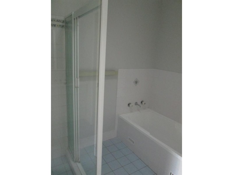 2/131 Denton Park Drive, Aberglasslyn NSW 2320