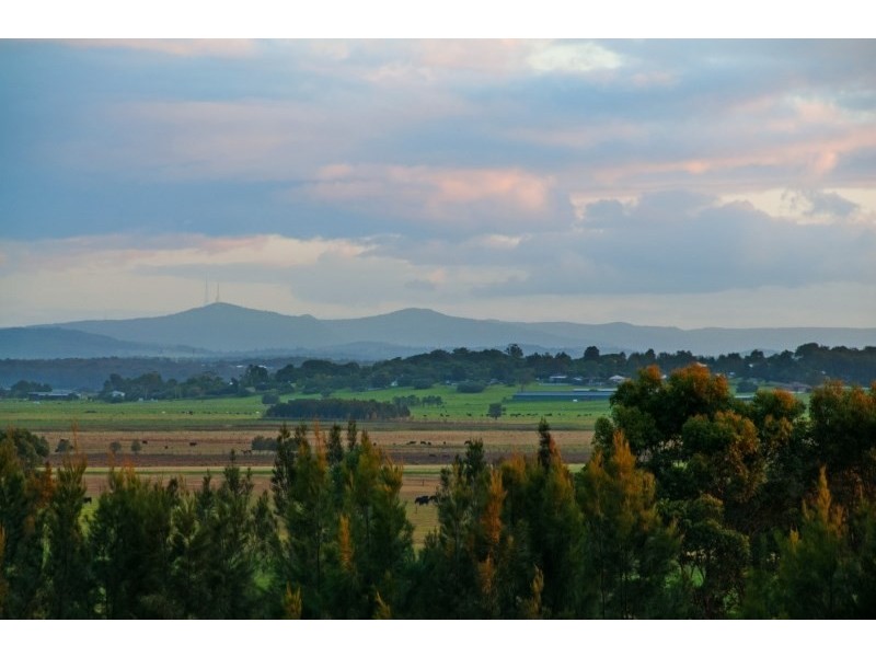 15 Werai Close, Brandy Hill NSW 2324