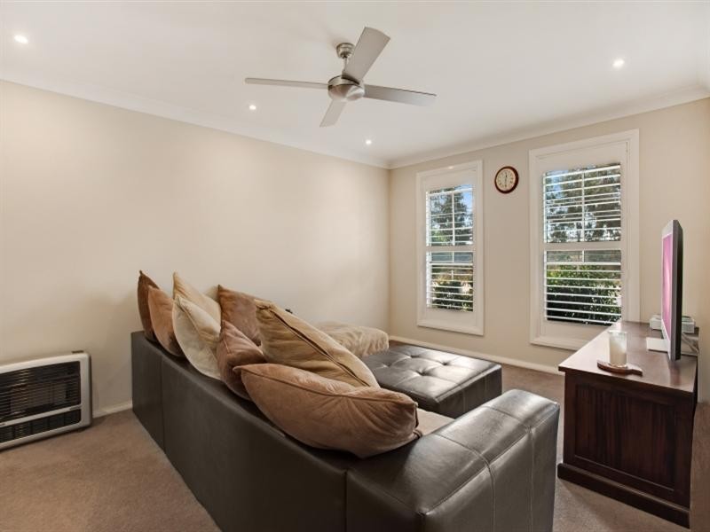 31 Redgum Circuit, Aberglasslyn NSW 2320