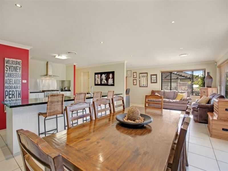 47 Edwards Avenue, Thornton NSW 2322