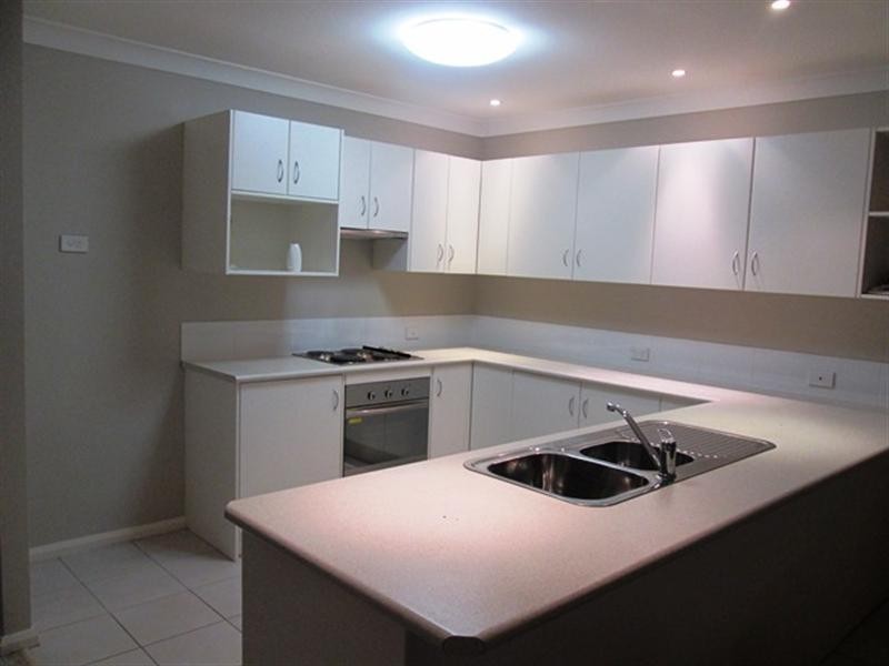 2/5 Ashton Street, Metford NSW 2323