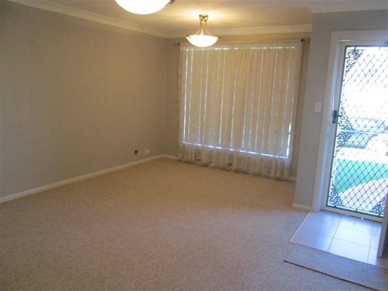 2/5 Ashton Street, Metford NSW 2323