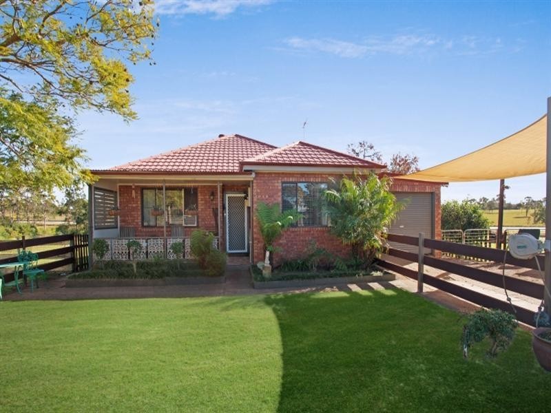14 St Helena Close, Lochinvar NSW 2321