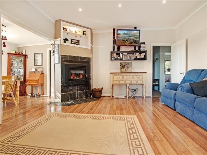 14 St Helena Close, Lochinvar NSW 2321