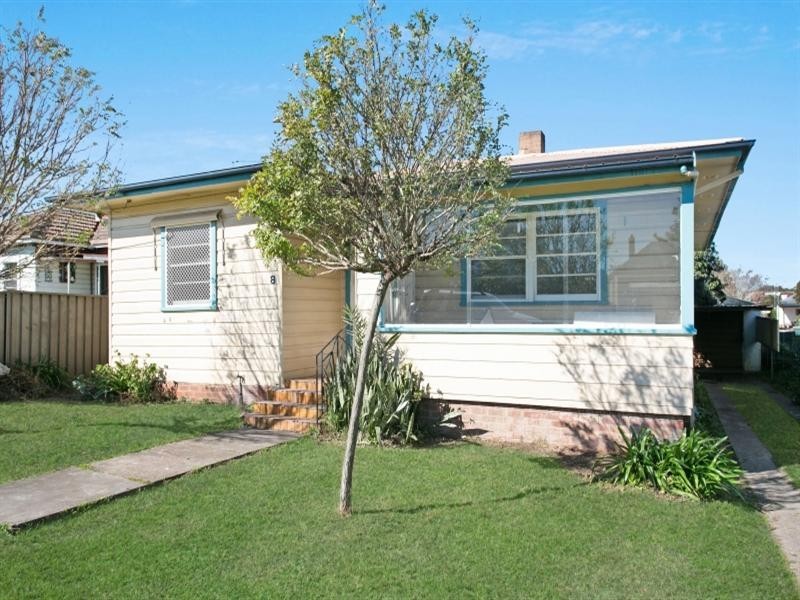 8 Myra Street, East Maitland NSW 2323