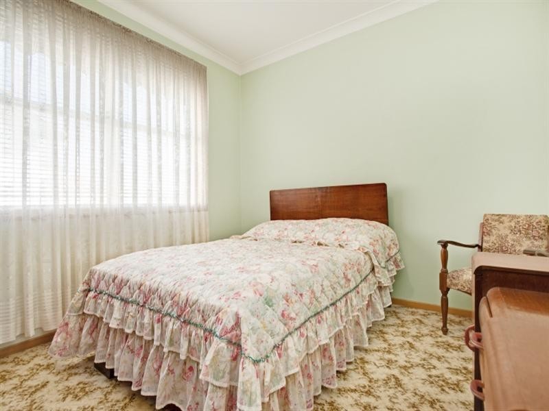 4 Middleton Drive, East Maitland NSW 2323