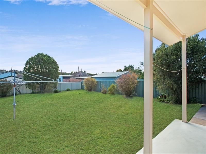 4 Middleton Drive, East Maitland NSW 2323