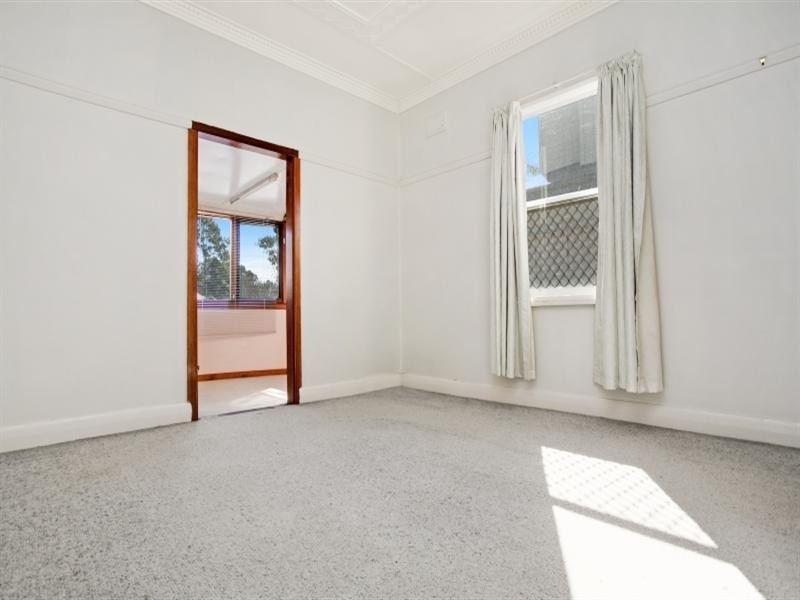 18 William Street, East Maitland NSW 2323