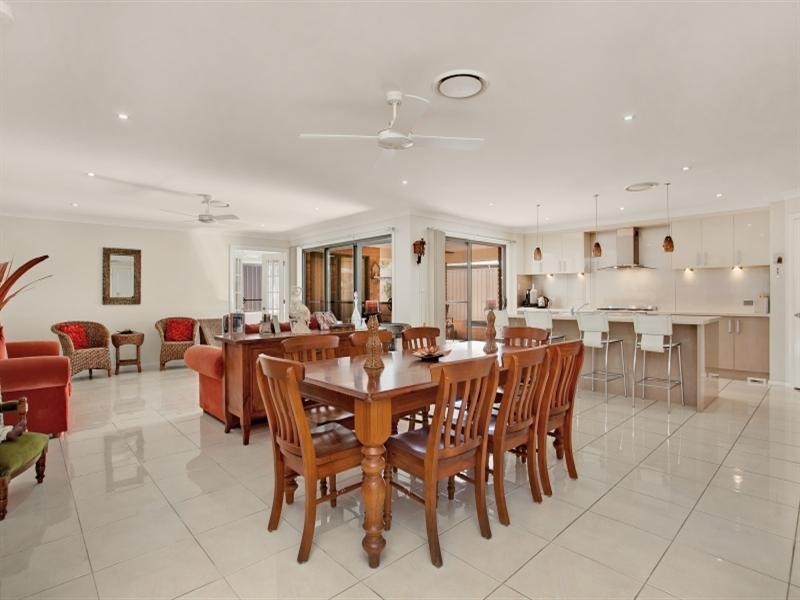 82 Budgeree Drive, Aberglasslyn NSW 2320