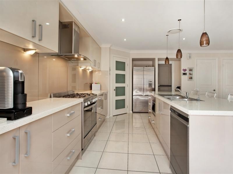 82 Budgeree Drive, Aberglasslyn NSW 2320