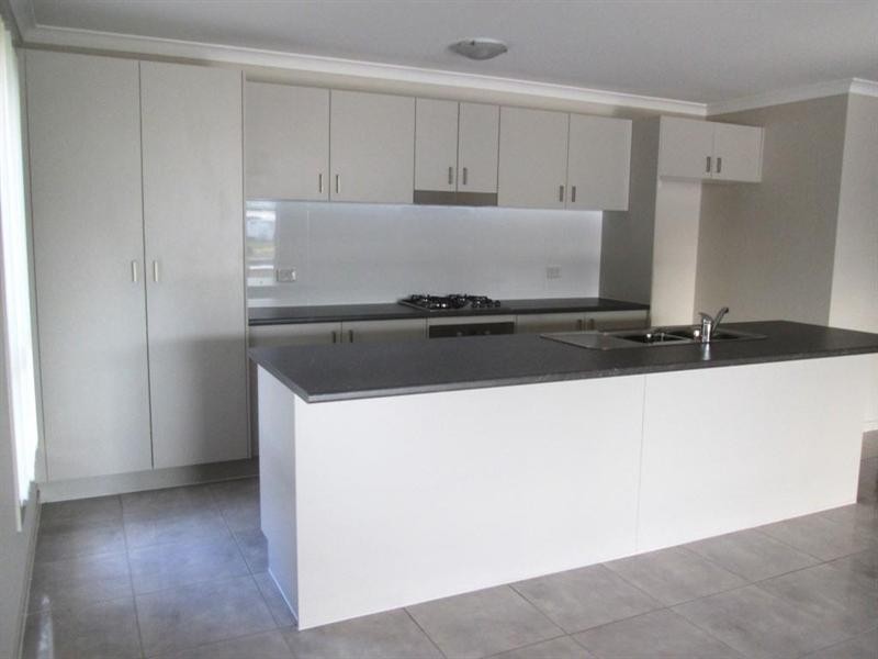 74 Saddlers Drive, Gillieston Heights NSW 2321