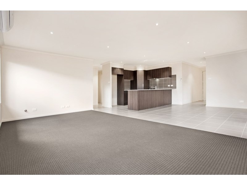 19 Cockatoo Ridge, Aberglasslyn NSW 2320