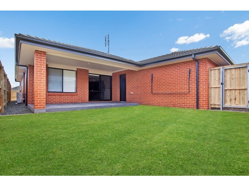 19 Cockatoo Ridge, Aberglasslyn NSW 2320