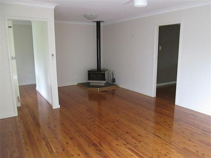 25 De Lisle Crescent, Metford NSW 2323