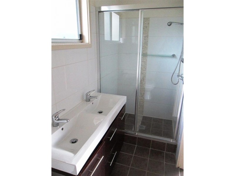 25 De Lisle Crescent, Metford NSW 2323