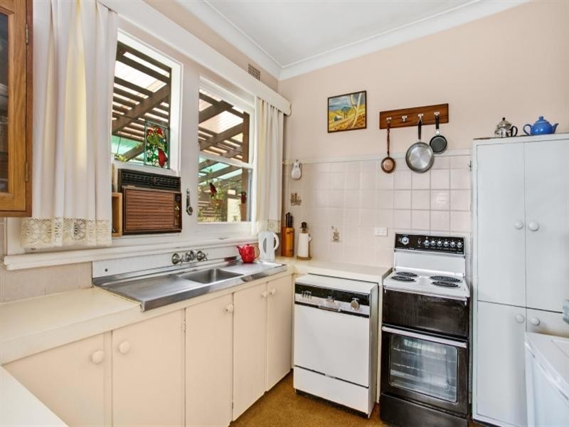 1 Northcott Avenue, East Maitland NSW 2323