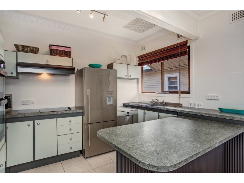 14 Queen Street, Rutherford NSW 2320