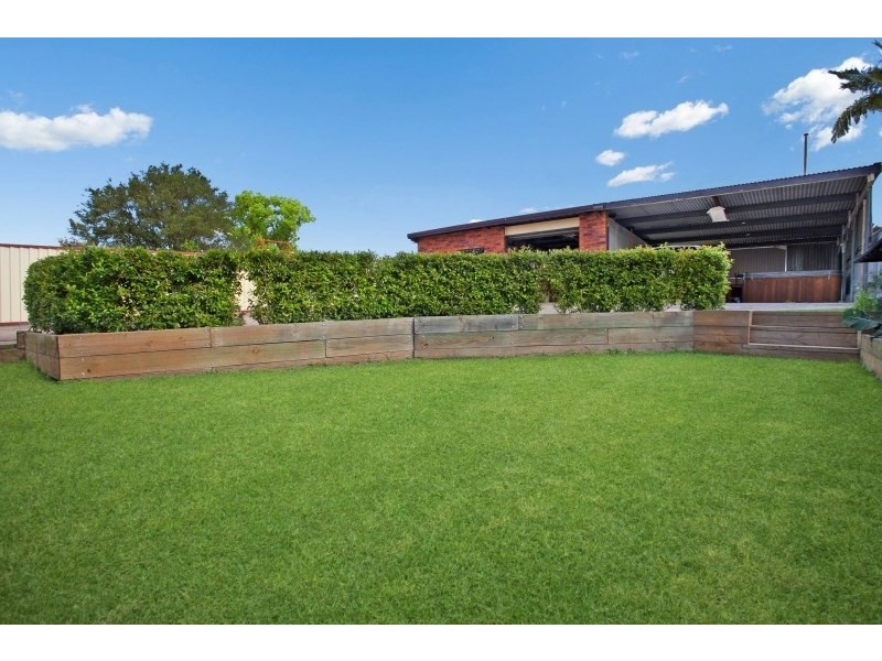 14 Queen Street, Rutherford NSW 2320