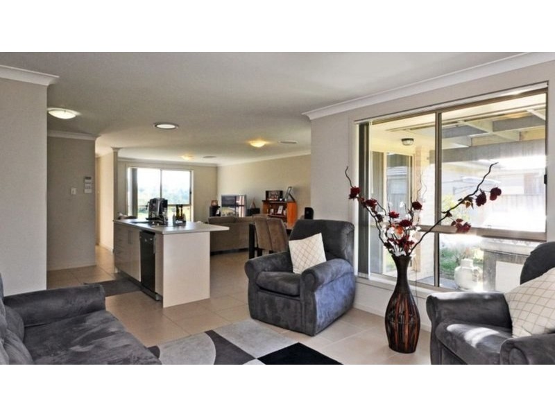 10 Passage Close, Gillieston Heights NSW 2321