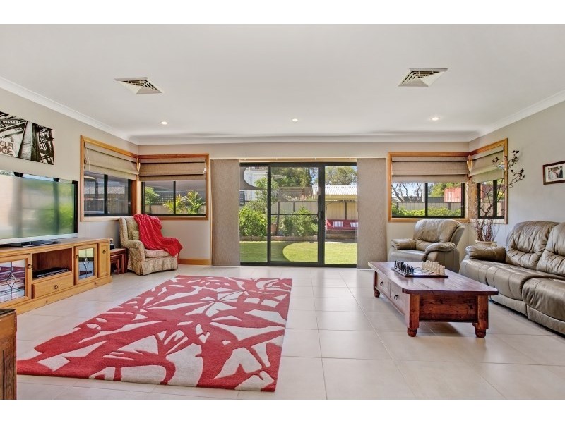 3 Main Street, Paterson NSW 2421