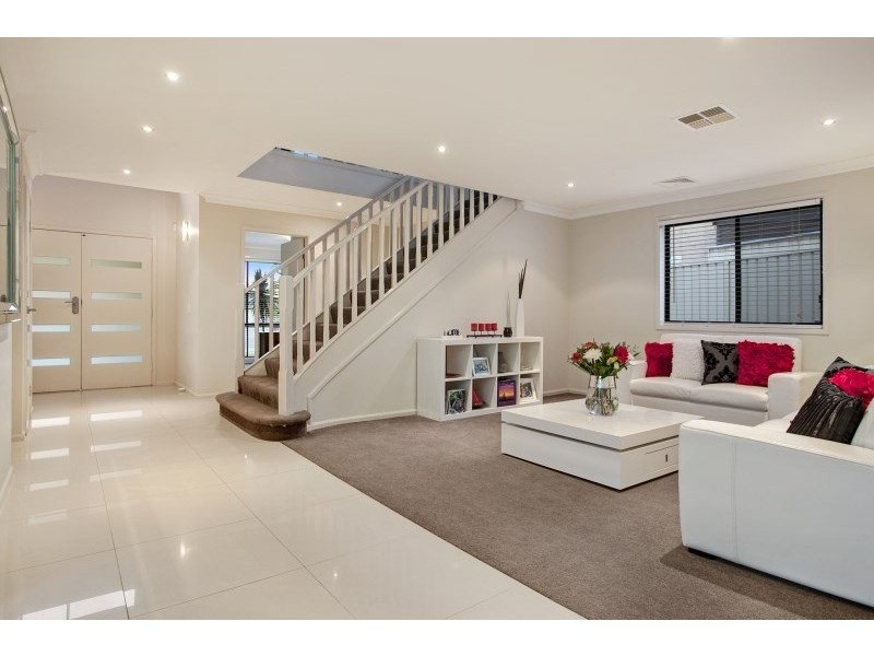 64 Worcester Drive, East Maitland NSW 2323