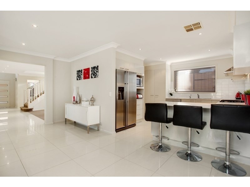 64 Worcester Drive, East Maitland NSW 2323