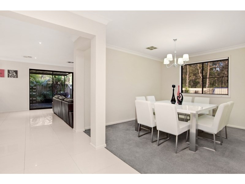 64 Worcester Drive, East Maitland NSW 2323