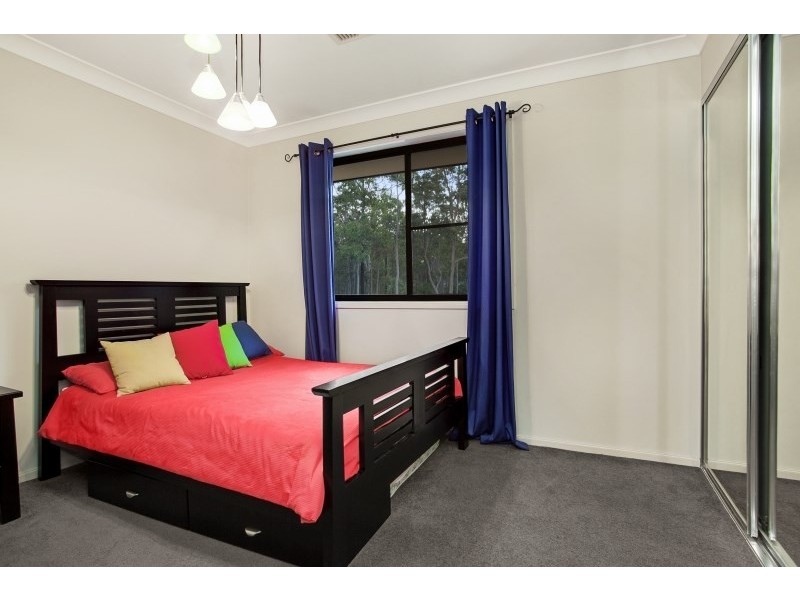 64 Worcester Drive, East Maitland NSW 2323