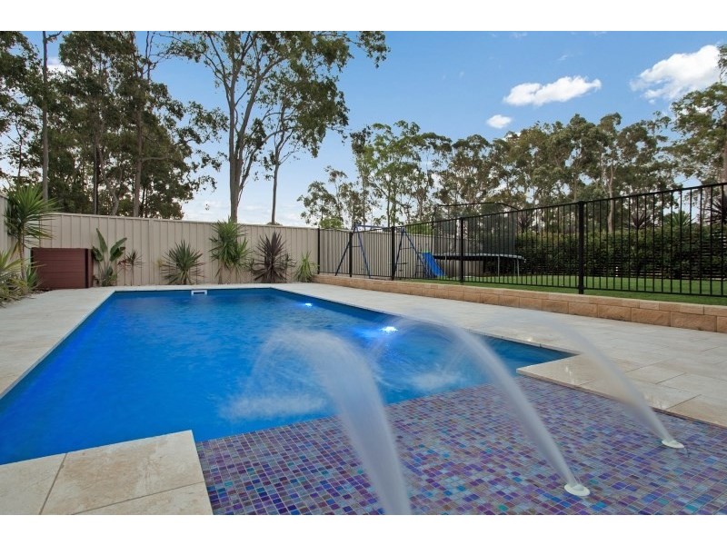 64 Worcester Drive, East Maitland NSW 2323