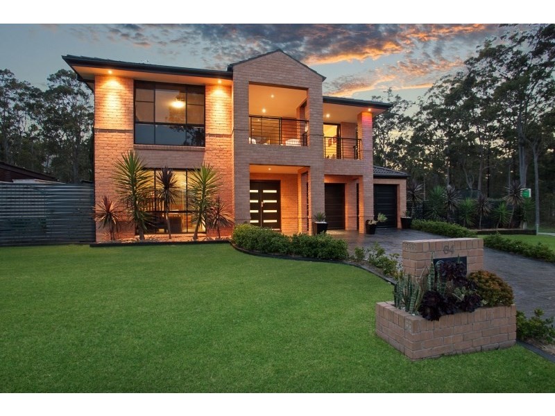 64 Worcester Drive, East Maitland NSW 2323