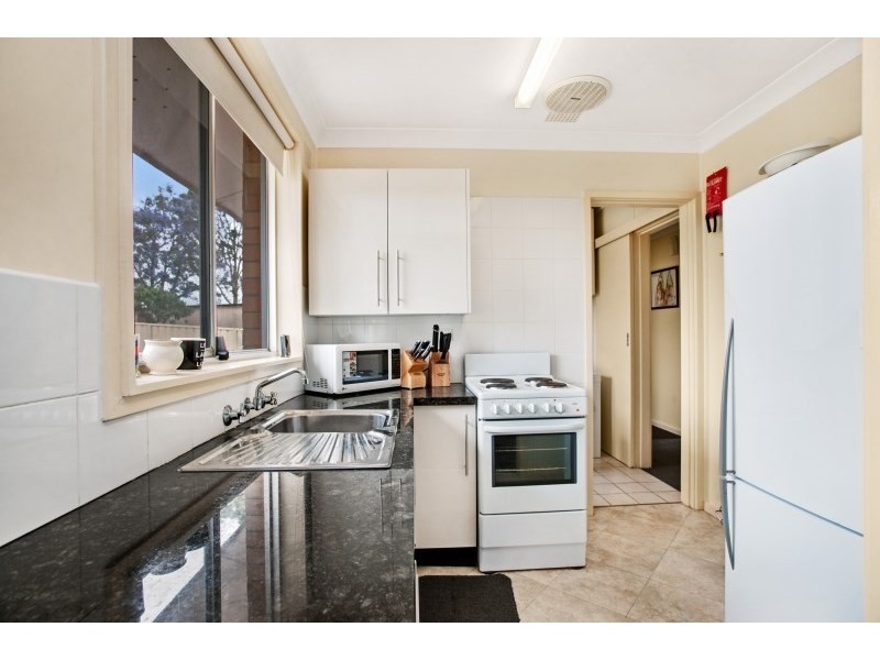 27 Logan Road, Rutherford NSW 2320