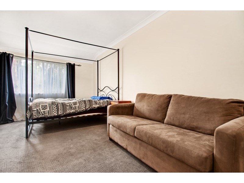 27 Logan Road, Rutherford NSW 2320