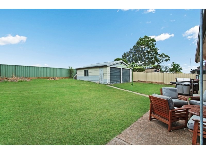 27 Logan Road, Rutherford NSW 2320