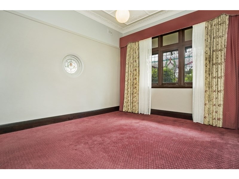 24 King Street, Lorn NSW 2320