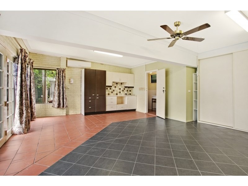 24 King Street, Lorn NSW 2320