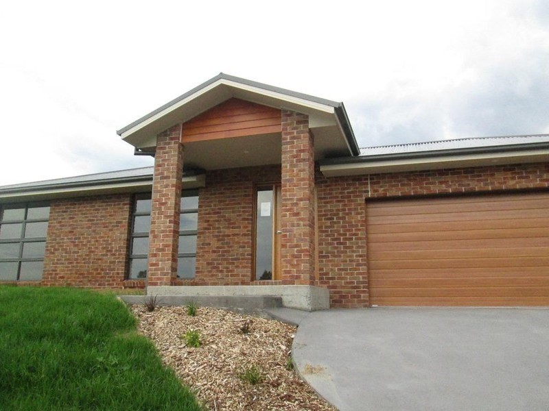 7 Parklands Road, Largs NSW 2320