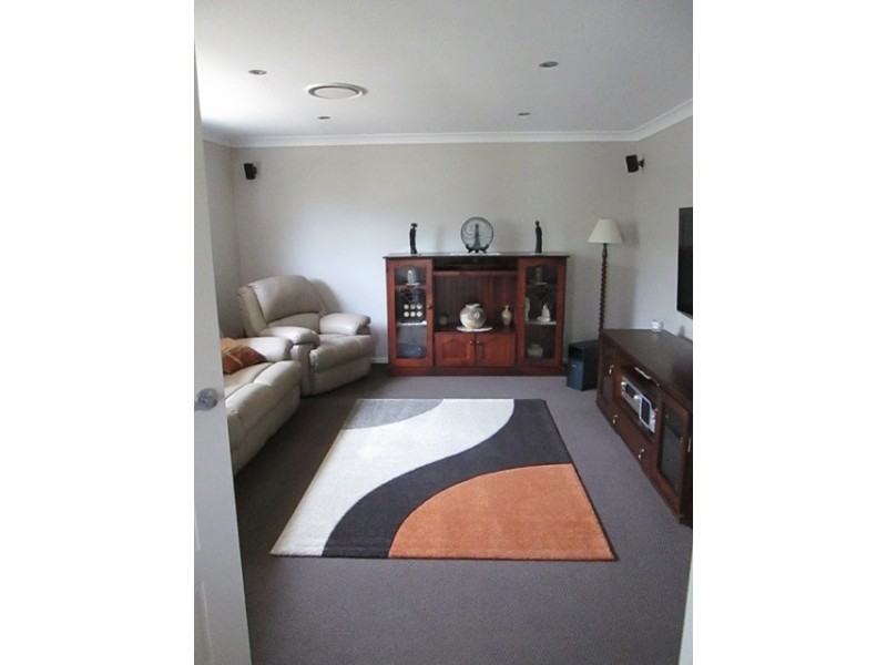 8 Corner Close, East Maitland NSW 2323