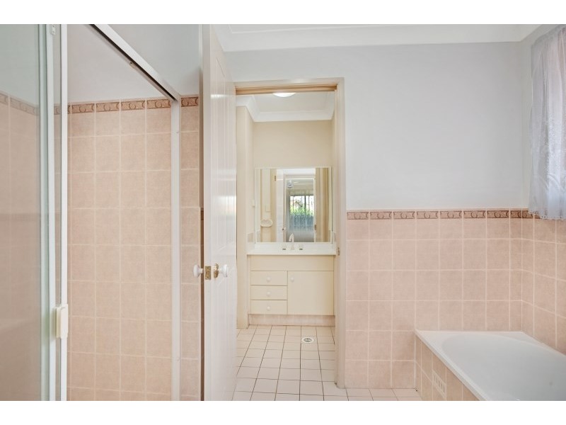 42 Lord Howe Drive, Ashtonfield NSW 2323