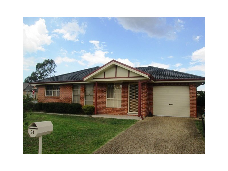 1/24 streeton Drive, Metford NSW 2323