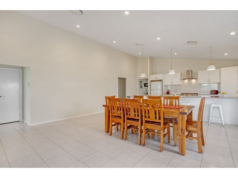 14 Stayard Drive, Largs NSW 2320