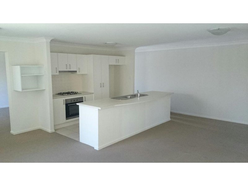 15 Niven Parade, Rutherford NSW 2320