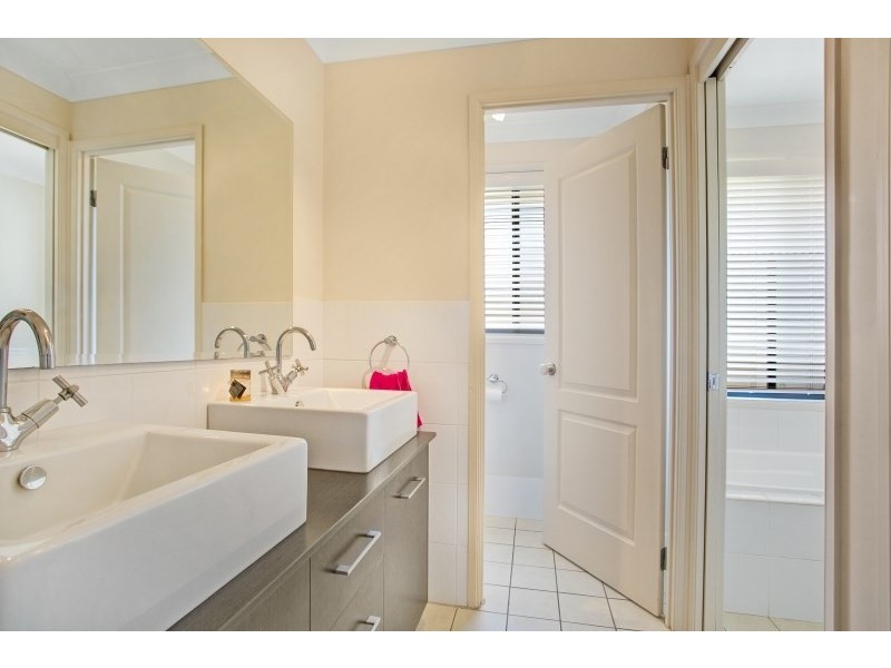 5 Peregrine Close, Aberglasslyn NSW 2320