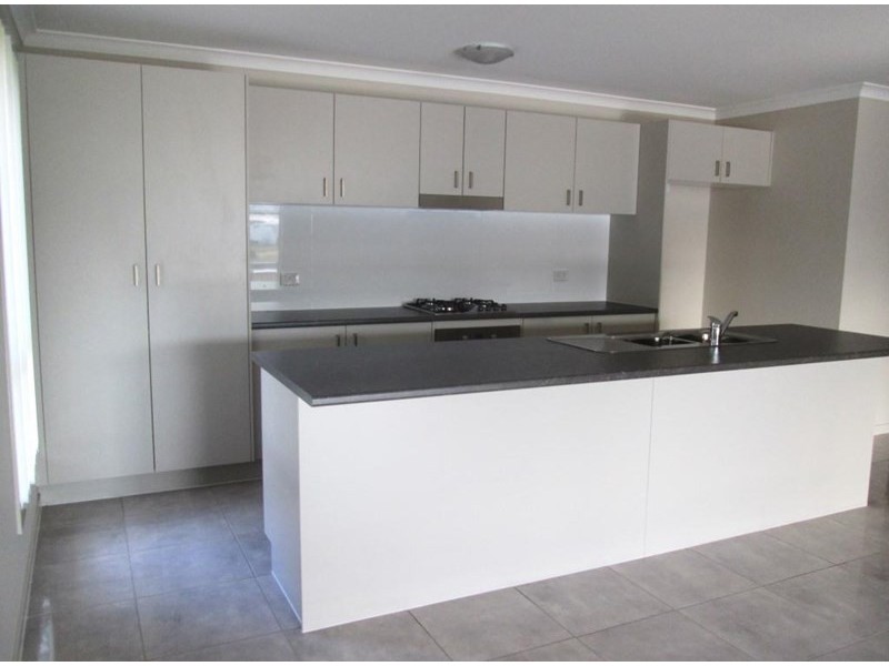 74 Saddlers Drive, Gillieston Heights NSW 2321