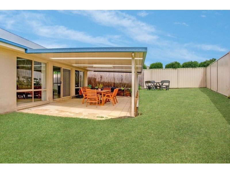 1/66 Canterbury Drive, Raworth NSW 2321
