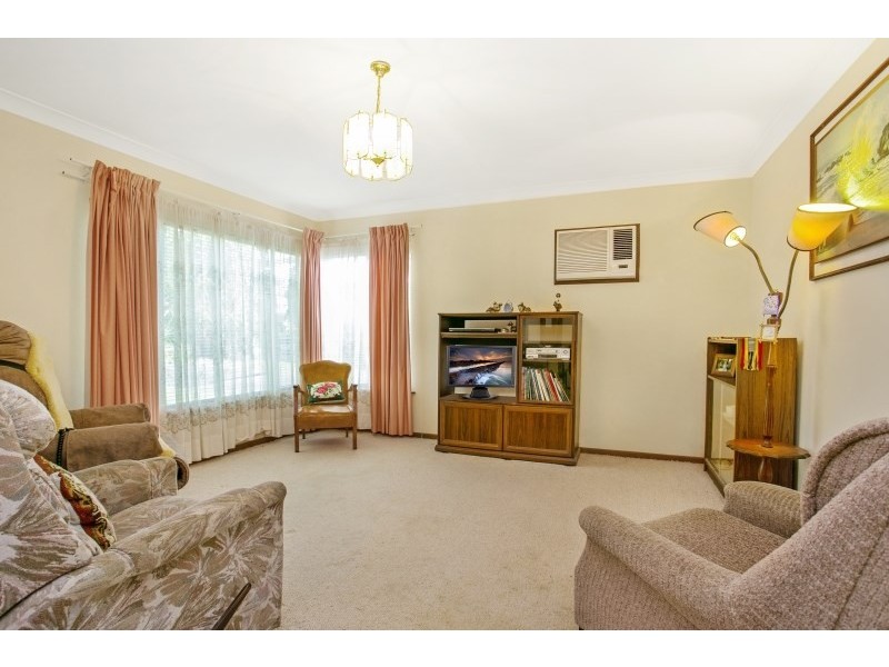 9 Dixon Street, Seaham NSW 2324