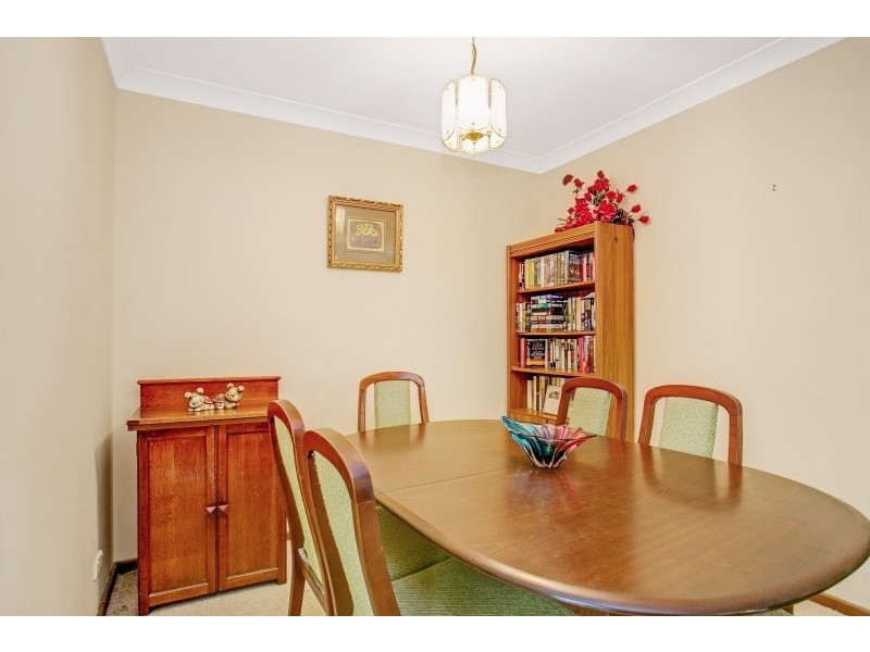 9 Dixon Street, Seaham NSW 2324