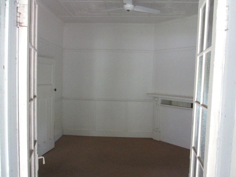 8 Averys Lane, Heddon Greta NSW 2321