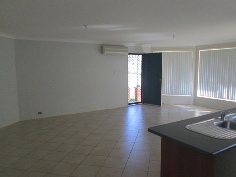 2 Crothers Street, Rutherford NSW 2320